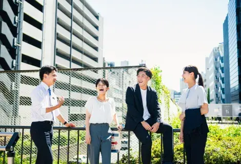 社内のチームワークがよく、ご自身の経験を風通しのよい環境で、 存分に活かしていただける環境が整っています！